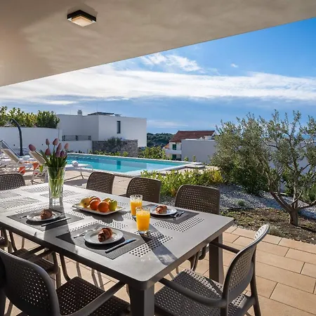 Mattina Villa Dolac