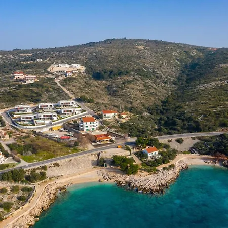 Mattina Villa *